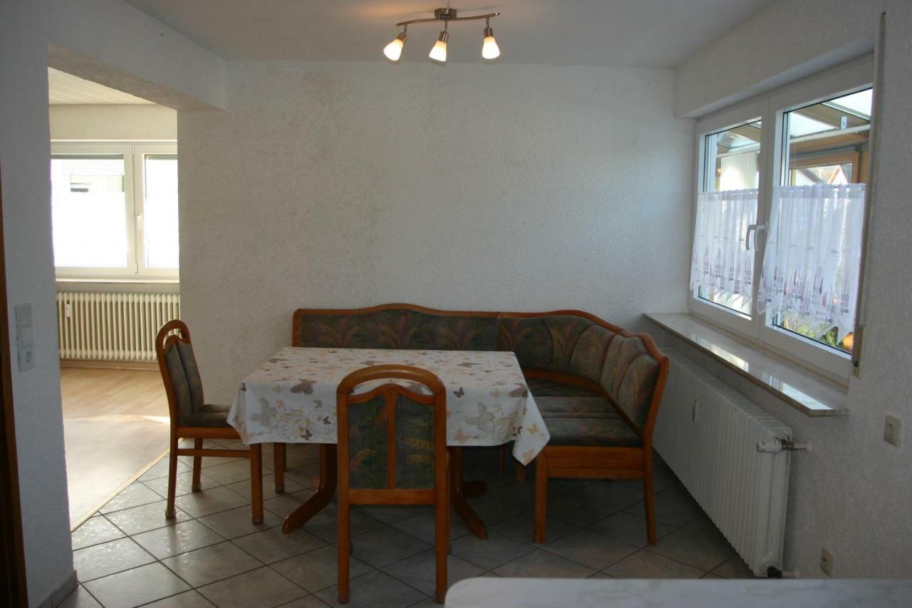 Apartmentbuymetzingen Riederich Bagian luar foto
